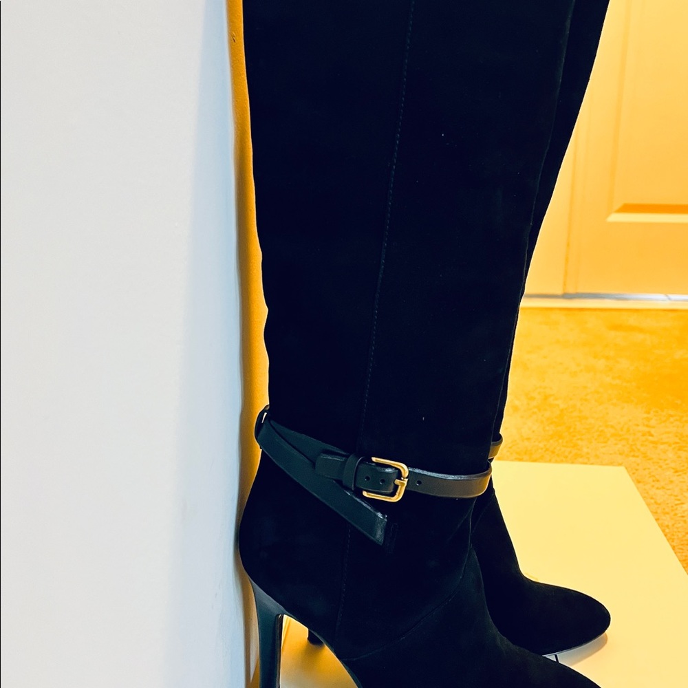 COACH Ash Women's Black Suede Knee High boots Size 7.5 - Picture 3 of 9